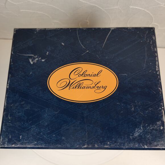 Lang & Wise Colonial Williamsburg Taliaferro Cole Shop Ceramic Figurine 28489708 - Picture 7 of 12